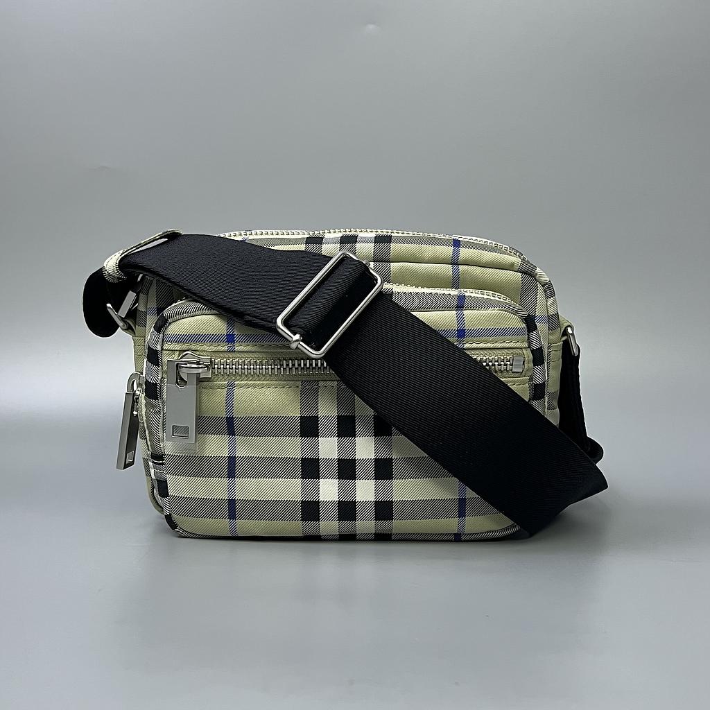 BURBERRY 8120364