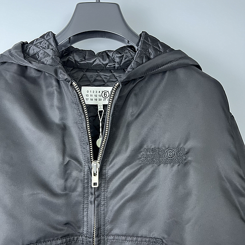 MM6 MAISON MARGIELA S62AN0128S53984 900