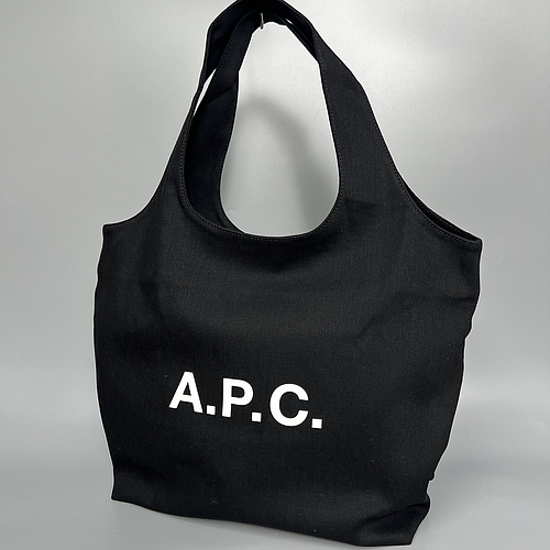 A.P.C. COZZS M61565 LZZ