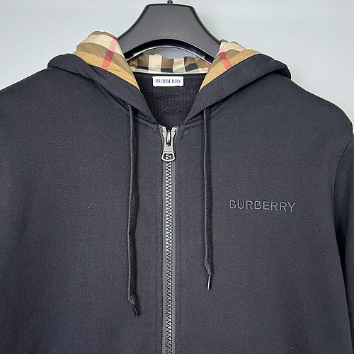 BURBERRY 81136051