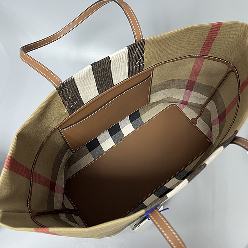 BURBERRY 80840471