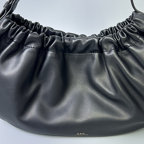 A.P.C. PUAAT F67049 LZZ