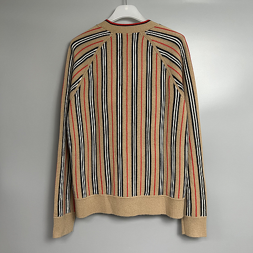 BURBERRY 81215391