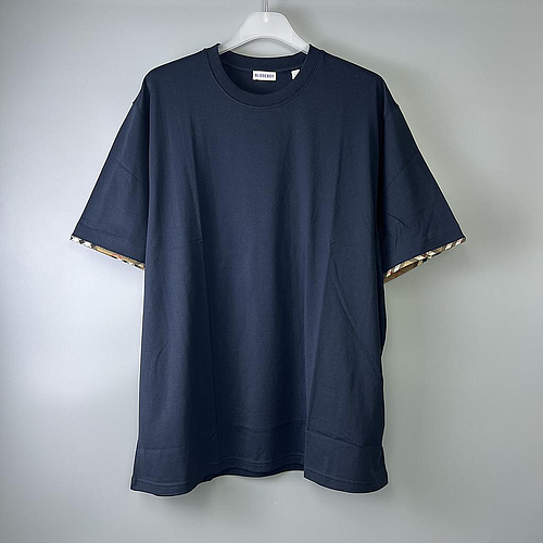 BURBERRY 8104280