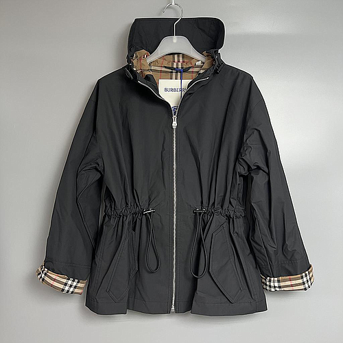 BURBERRY 8122248